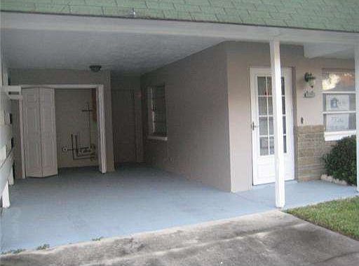 1st image of 140 Skyloch Dr E