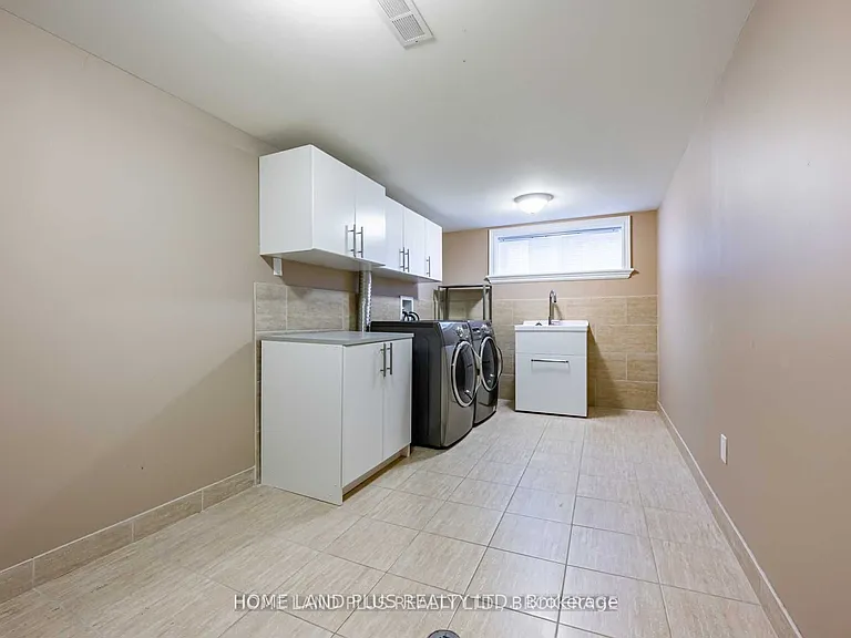 66 Munro Blvd — Photo 30