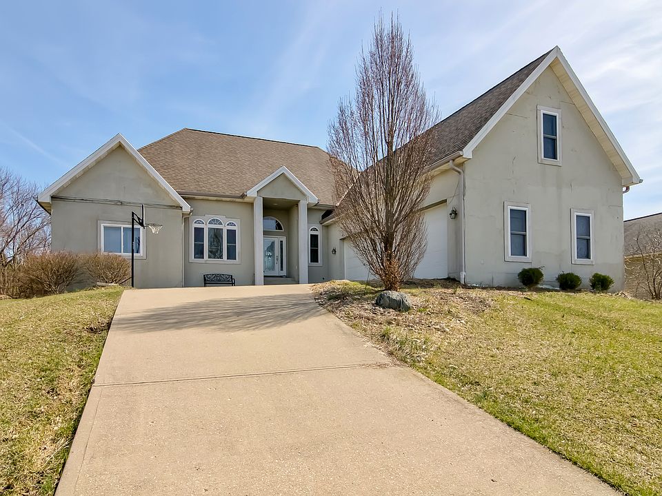 1st image of 6820 Edgeworth Dr
