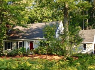 4 Chipmunk Ln, Wolfeboro, NH 03894