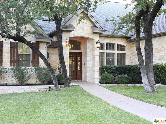 2nd image of 147 Montara Cir