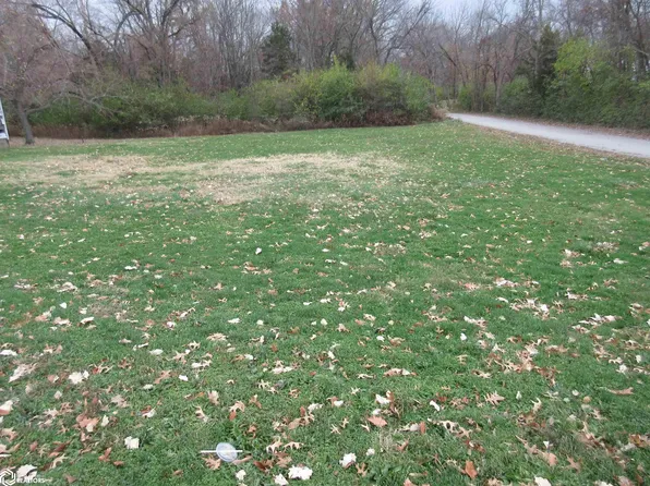 631 Johnson Street Rd, Keokuk, IA 52632