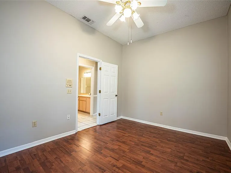 2326 Deerbrook Dr — Photo 53