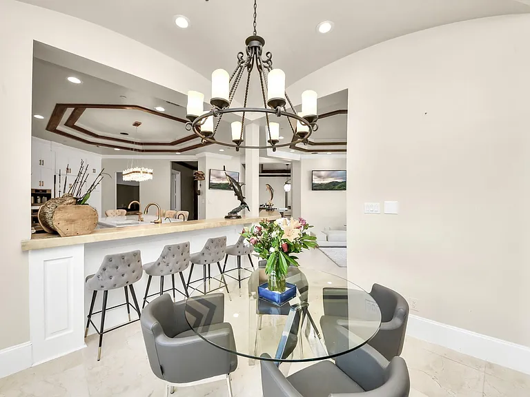 11103 Memorial Dr — Photo 17