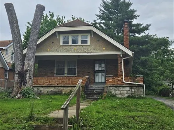 1122 E 76th St, Kansas City, MO 64131
