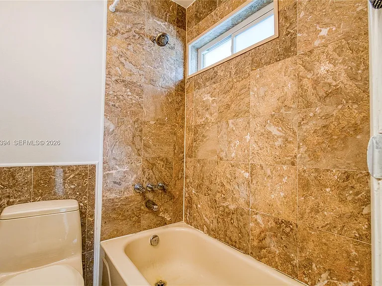 5259 SW 40th Ave #26 — Photo 17