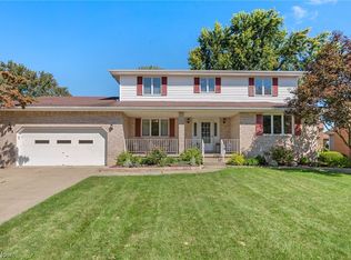 38 Navajo Trl, Girard, OH