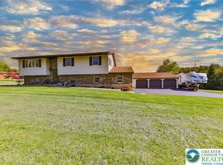 1040 Stagecoach Rd W, Lehighton, PA 18235
