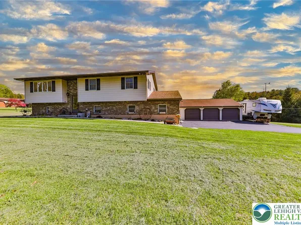 1040 Stagecoach Rd W, Lehighton, PA 18235