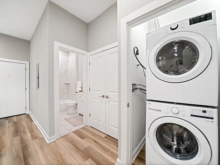 In-Unit Washer and Dryer