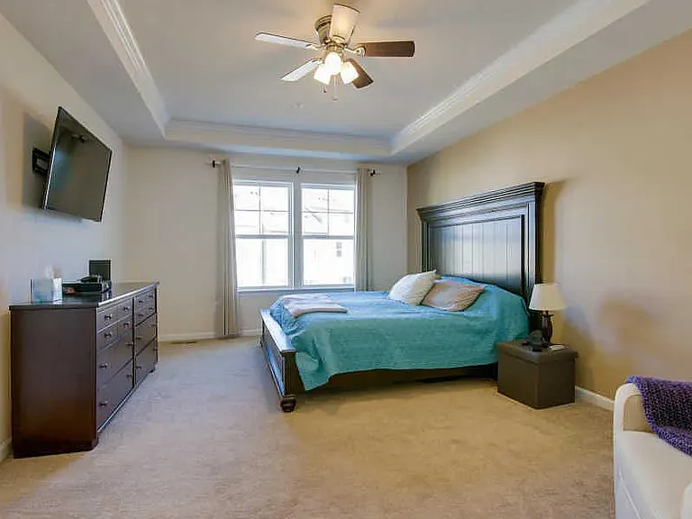 517 Pebblebrook Ln — Photo 16