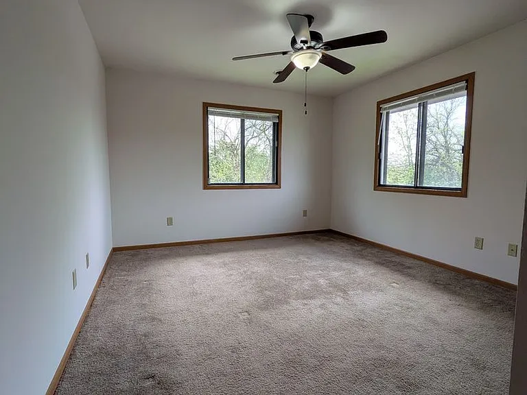 2615 Morningside Dr — Photo 1