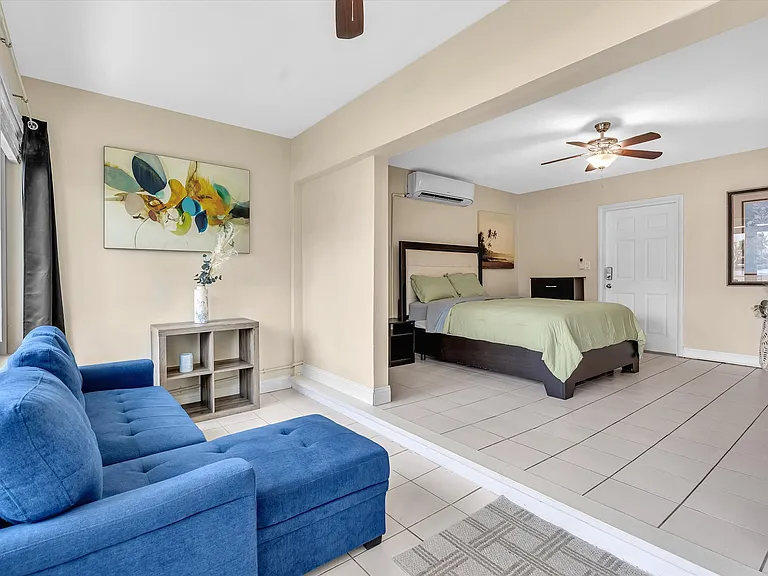 461 SE 19th Ave #B — Photo 10