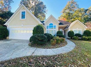 3550 Pierce Arrow Cir, Suwanee, GA 30024