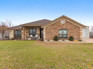 214 Lakewood Dr, Gatesville, TX 76528