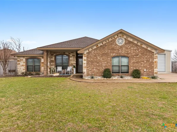 214 Lakewood Dr, Gatesville, TX 76528