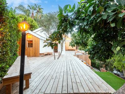 3392 Floyd Ter, Los Angeles, CA, 90068