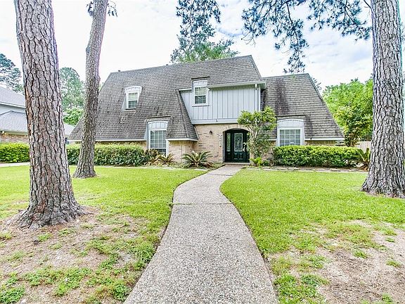 2nd image of 10611 Glenway Dr