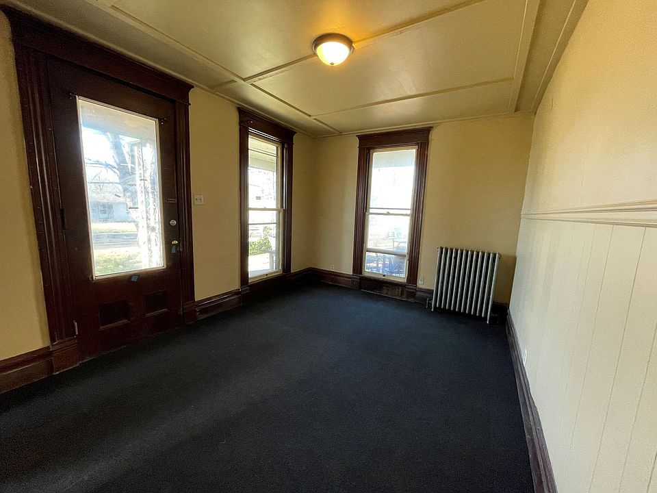 2nd image of 1716 Walnut St #A