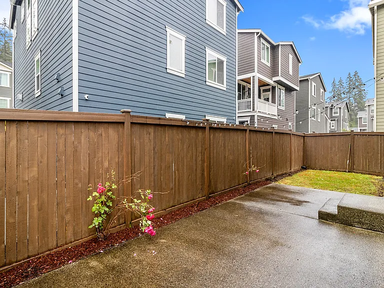 18617 45th Dr SE — Photo 37