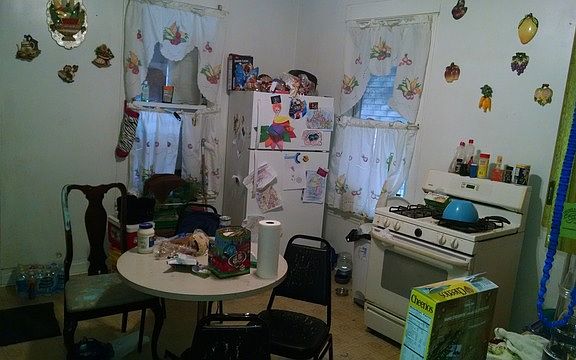 5th image of 2737 N Monticello Ave
