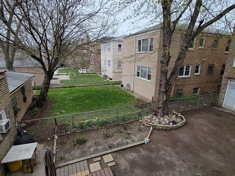 2900-04 N Laramie Avenue W George St #5200-06 — Photo 18
