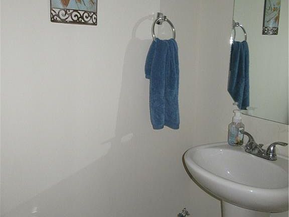 4th image of 116 Swan Haven Ln
