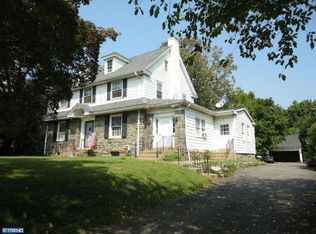 227 N Lansdowne Ave, Lansdowne, PA 19050