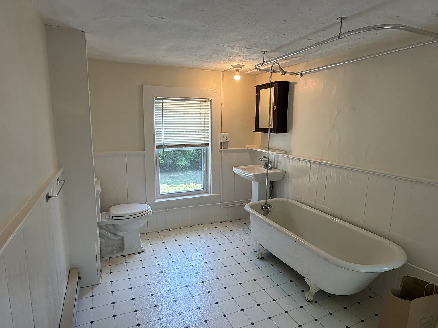 1 bed, 1.0 bath, $1,795 — Photo 4