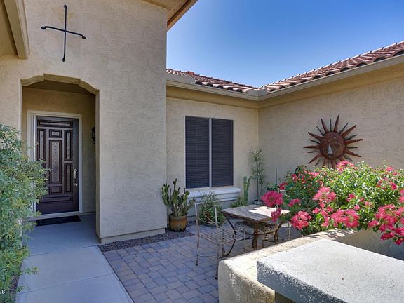 Patio/courtyard