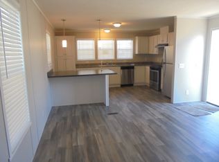 34 S East Dr, Oakdale, PA 15071