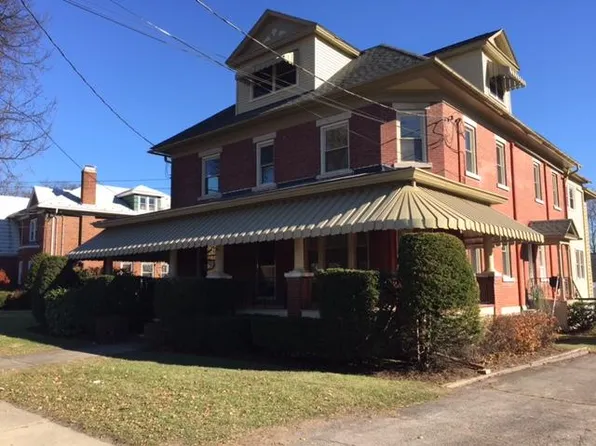 1689 Wyoming Ave, Kingston, PA 18704