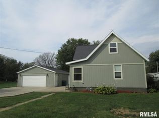 1288 Nelson Ave, Galesburg, IL 61401