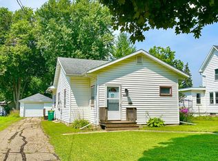 1016 Saint John Ave, Albert Lea, MN 56007