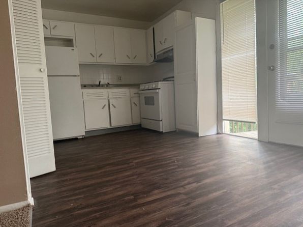 4404 Park Forest Ct APT D