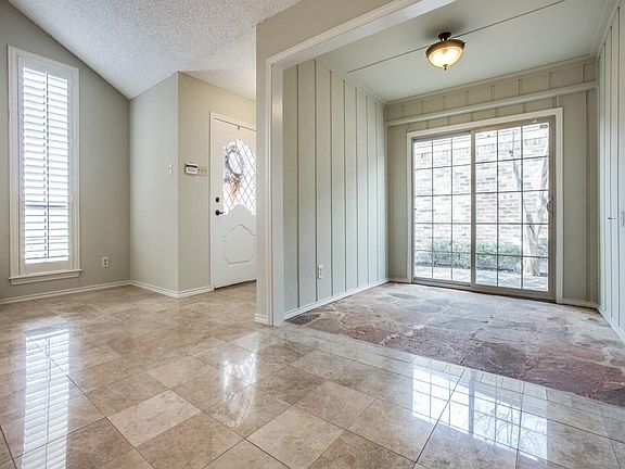 5th image of 1107 Whispering Oaks Ln