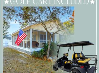 171 NE 33rd St, Oak Island, NC 28465
