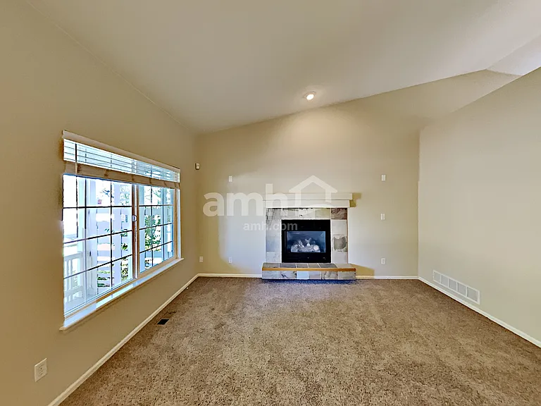 4137 Halifax St — Photo 5
