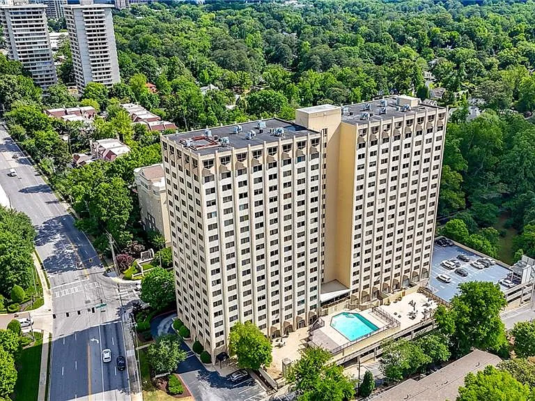 2479 Peachtree Rd NE #1801 — Photo 35