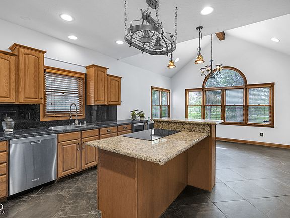 4th image of 5127 Copperwood Dr