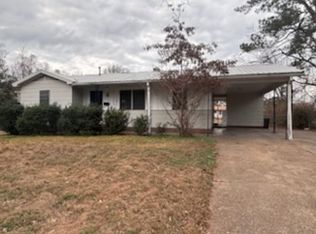 1612 Maria Dr, Jackson, MS 39204