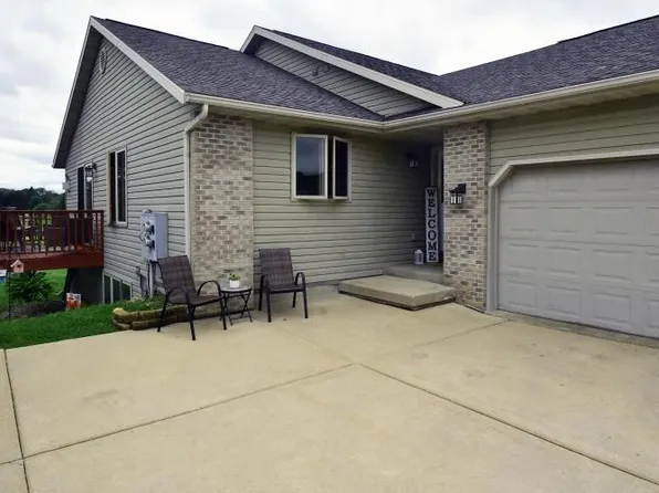 413 Concord Drive, Oregon, WI 53575