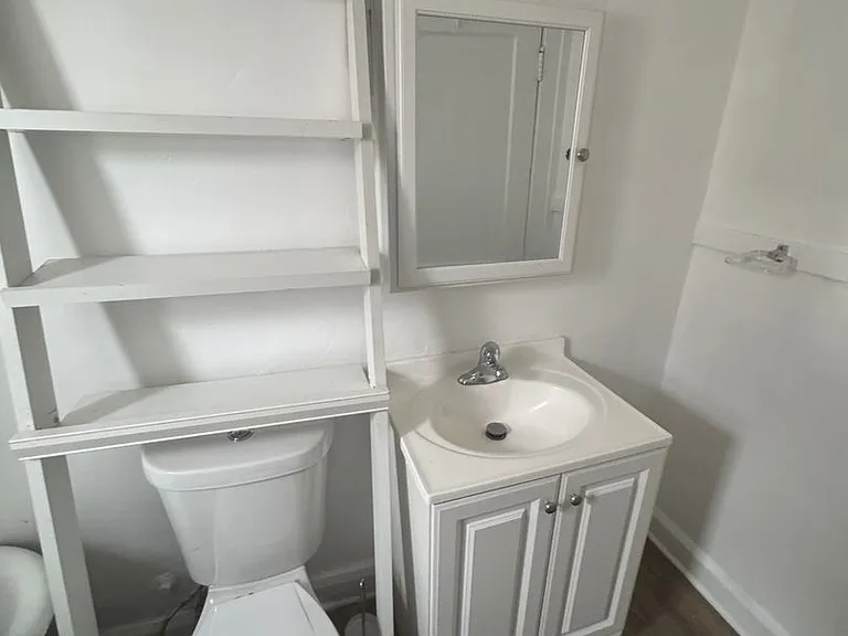 9605 Lorain Ave — Photo 9
