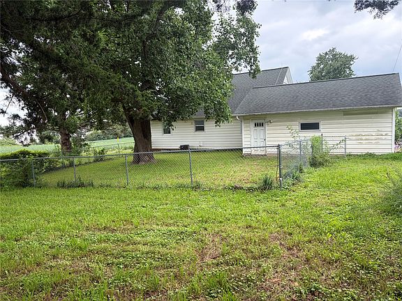 3rd image of 4400 Nursery Rd