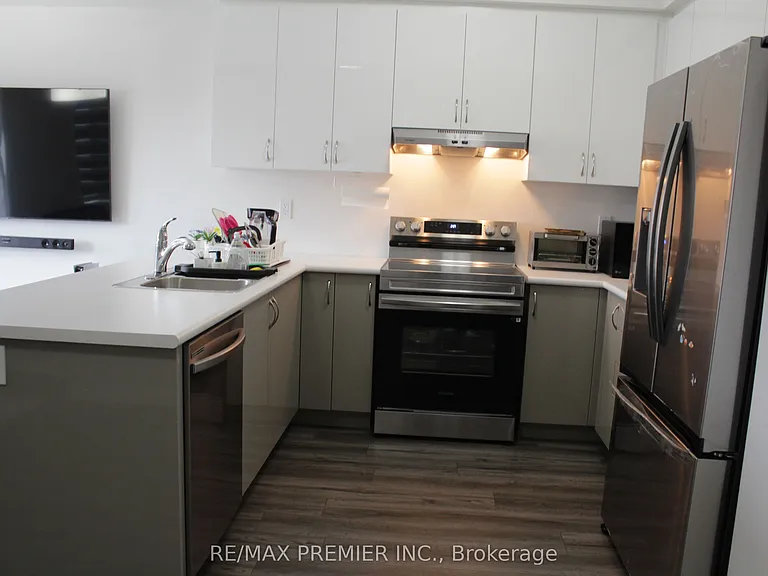 620 Colborne St W #43 — Photo 9