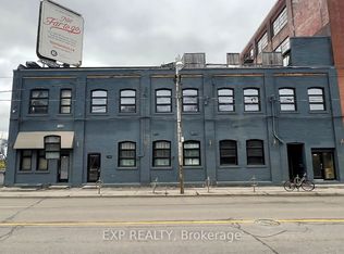 2480 Dundas St W #103, Toronto, ON M6P 1W9