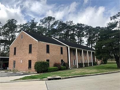 1st image of 3700 Pine Manor Ln APT 6