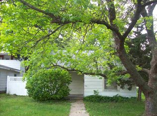 519 Chestnut St, Halstead, KS 67056