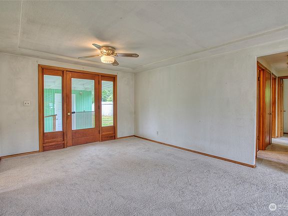 3rd image of 131 E 62nd Street