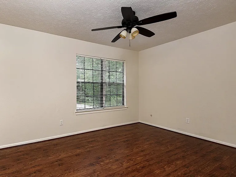 27 Berryfrost Ln — Photo 14